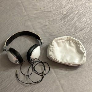 Skullcandy Rocnation headphones